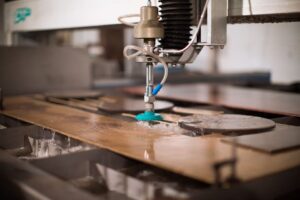 Гидроабразивная резка