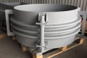 Линзовые компенсаторы